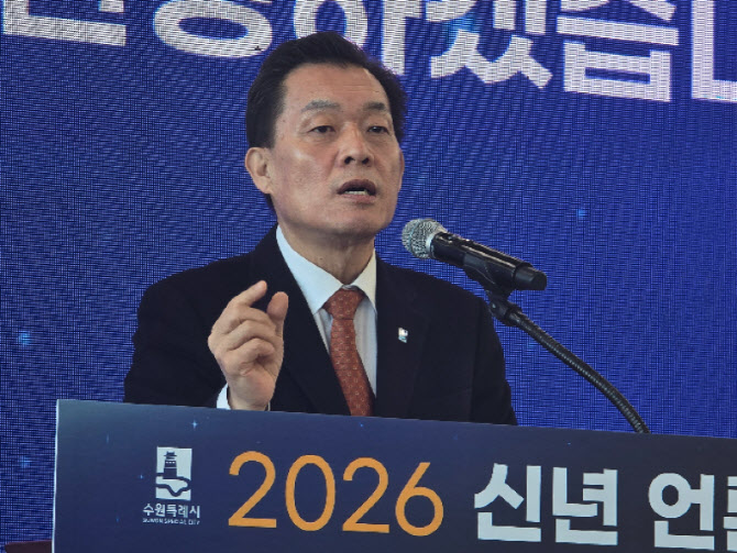 이재준 "설 전에 다 만나겠다"..수원시 미래 바꿀 '5명의 귀인'은