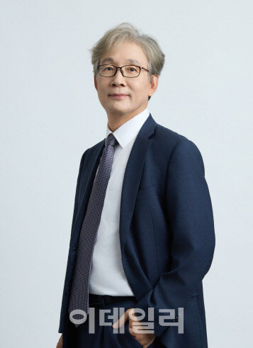 법무법인 동인 김성근 변호사, 기재부 장관 표창 수상