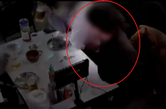 화장실 6번 오가며 '밀착'…"손님이 직원 성추행" 주점서 신고