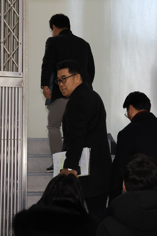 경찰, '통일교 로비 의혹' 김규환 휴대전화 등 포렌식