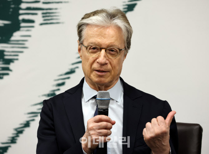 [포토]로베르토 아바도 제8대 국립심포니오케스트라 음악 감독, 취임 기자간담회