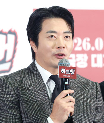 '하트맨' 권상우 "영화 위해 무릎 열 번도 꿇어...돈 내고 봐주셔서 감사"