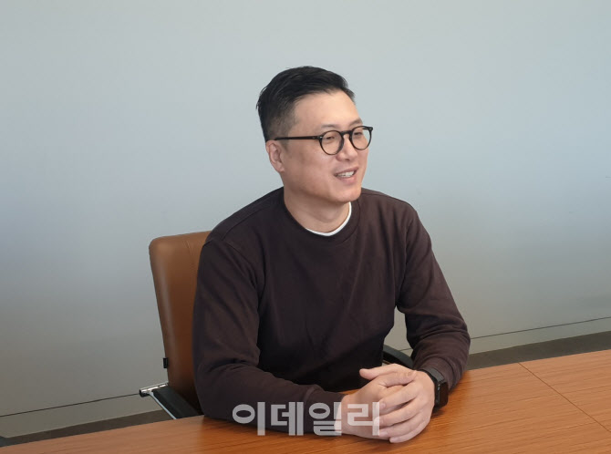 "AI 활용해 불량품 골라내고 공정 최적화 지원"