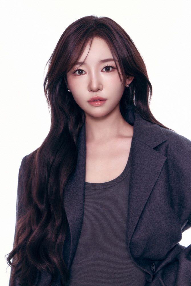 '우리들의 발라드' 윤이, 강타 품으로…SM 레이블 스마트 합류