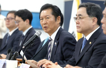 정청래 “장동혁 사과는 아무말 대잔치…尹어게인과 단절했나”