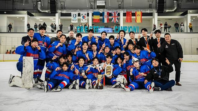 U-20 아이스하키, 세계선수권 전승 우승…3부 리그 승격