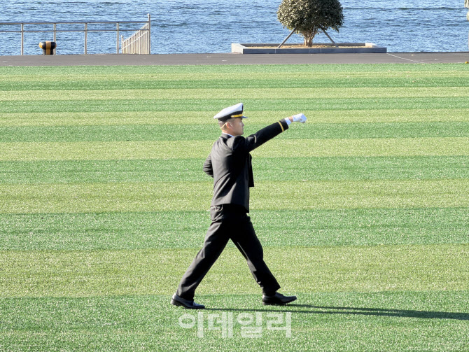 '美 시민권 포기' 이재용 장남 이지호, 해군 5전단 배치
