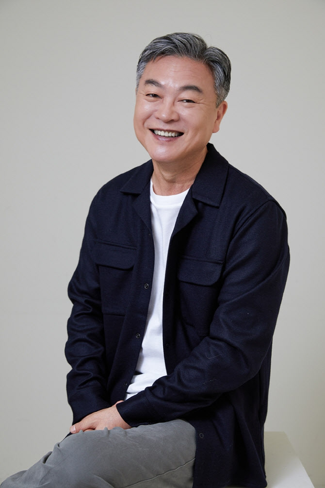 '모범택시3' 김의성 "인기 이유? 이제훈이 잘해서…수도승 같아" [인터뷰]①