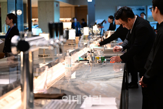 [포토]즐길거리 가득한 대한항공 프레스티지 라운지