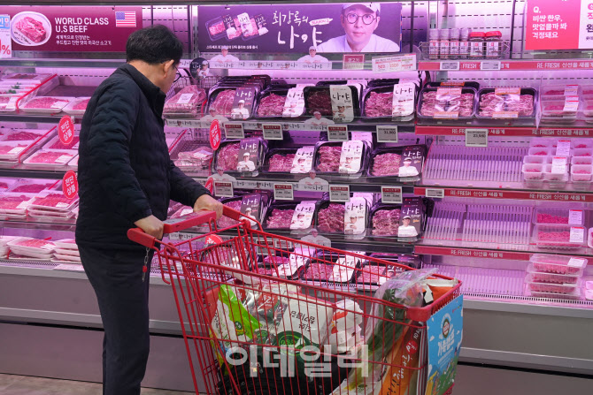 우승 셰프의 맛을 집에서…롯데마트, 최강록 설 선물세트