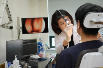 코막힘이 계속되면 감기? 만성 부비동염 일 수도 있어
