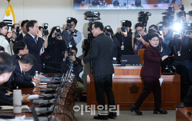 [포토]재정경제기획위, '이혜훈 인사청문회 파행'