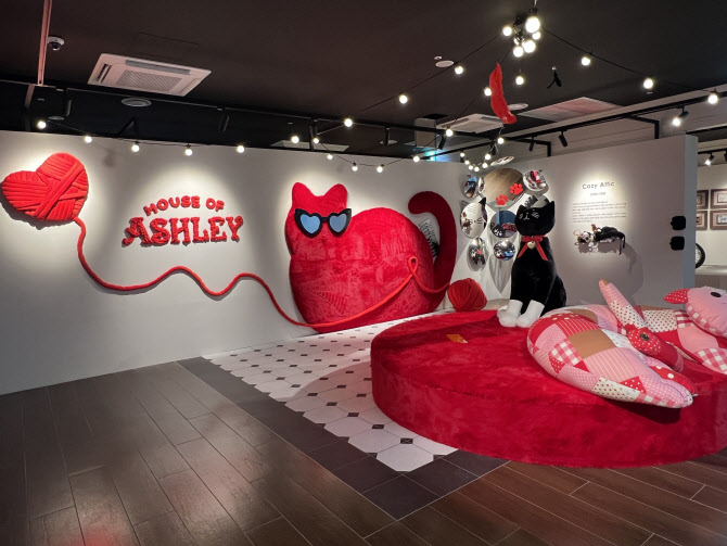 가심비 메뉴에 MZ 감각 콘텐츠…'외식 여왕' 된 애슐리퀸즈