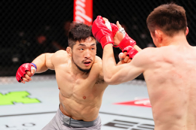 ‘유짓수’ 유수영, 3월 한국계 미국인 스미스와 격돌…UFC 3연승 도전