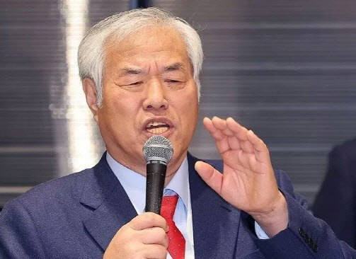 [속보]`서부지법 난동 배후` 전광훈, 검찰 송치