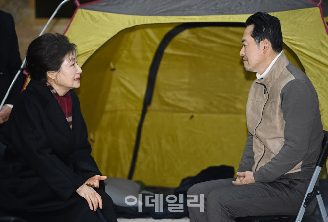 [포토]박근혜 '단식 중단' 제안에 장동혁 "그렇게 하겠다"