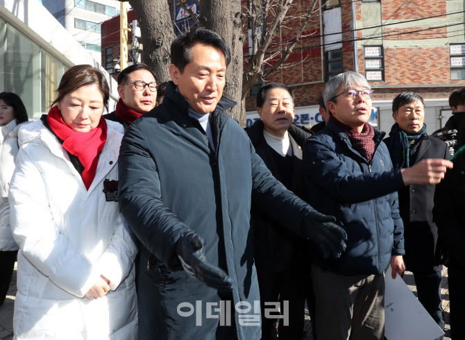 [포토] 오세훈 시장, 용산전자상가 방문