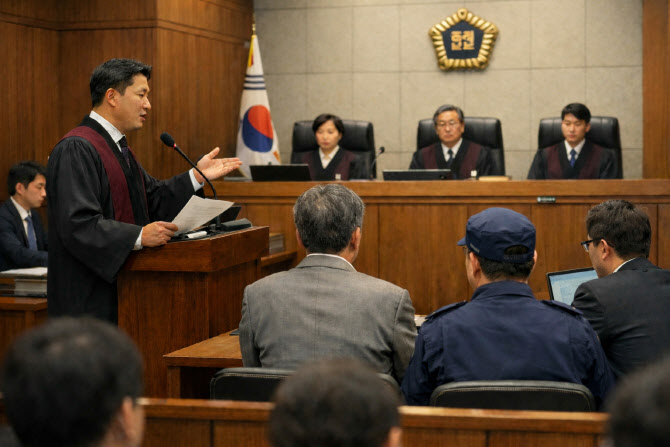 50대 공무원이 미성년자 9번 성폭행…'집유' 선고에 검찰 항소