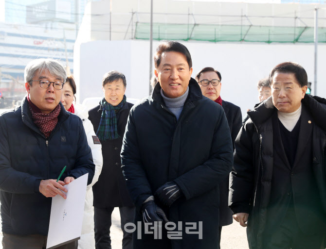 [포토] 용산 찾은 오세훈 서울시장