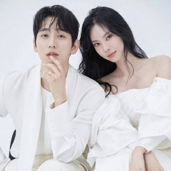 윤박♡김수빈, 결혼 2년 4개월 만에 부모 됐다…"최근 득남" 