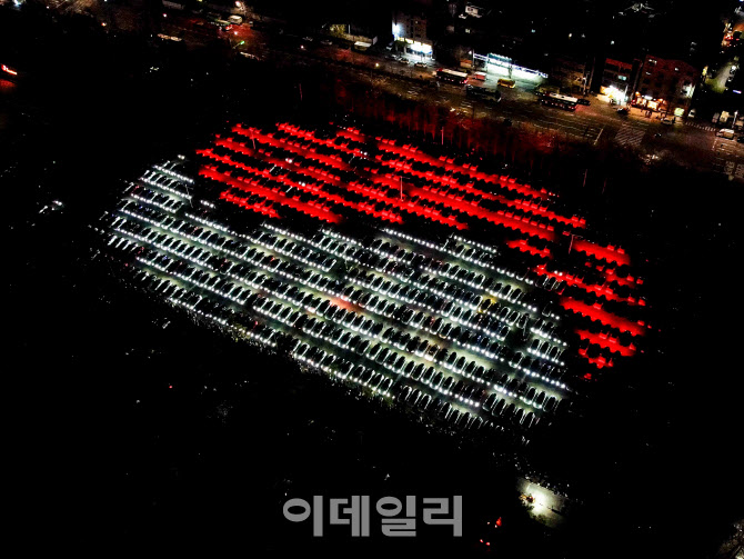 [포토] 머스크도 놀란 ‘테슬라 K-라이트쇼 2026’