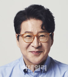 AI 시대, 리더의 부족함을 대하는 태도[문성후의 킥]