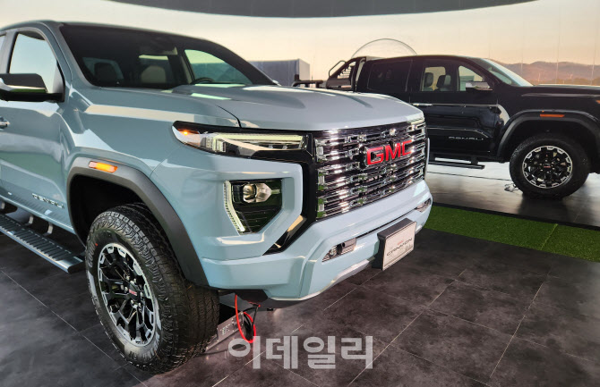 `한국 시장 포기 안한다`…GM `큰 놈` GMC 꺼냈다