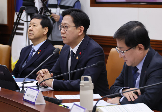 정부, 공공저작물 AI 학습 전면 개방…‘출처 없는 사용’까지 허용