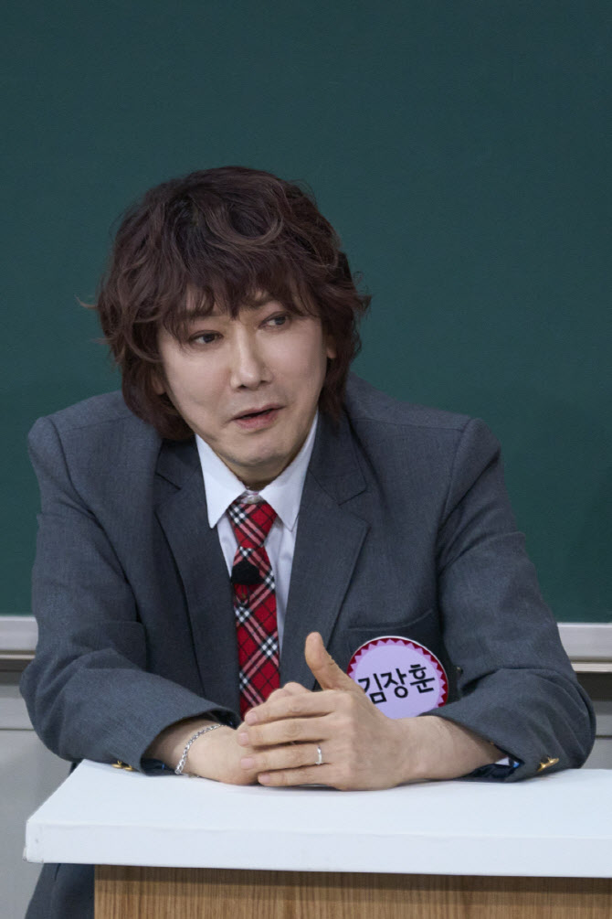 '아는 형님' 김장훈 "여태 결혼 못 한 건 김희철 탓"