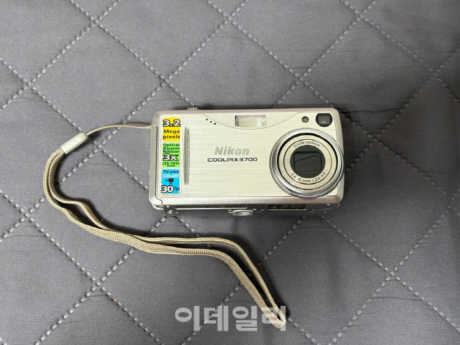 "2억 화소 아닌 200만 화소 디카를 샀다"[사(Buy)는 게 뭔지]