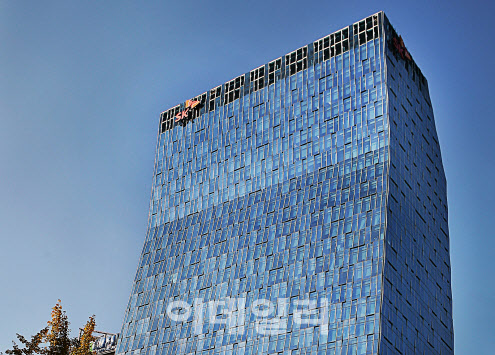 SKT, ‘실전형 보안 체계’로 개편…사고 대응까지 매뉴얼화