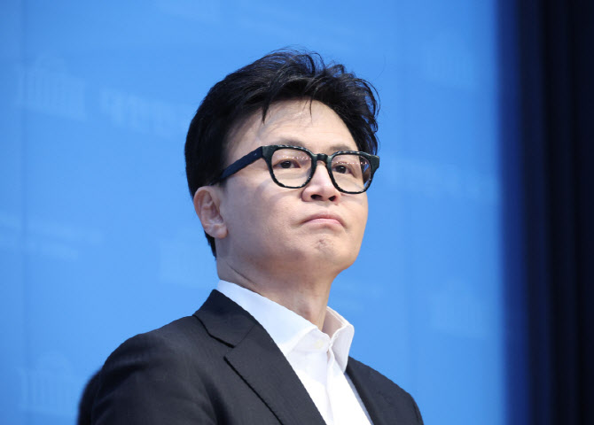 김종인 "한동훈, 마크롱도 국회 경험 없이 대통령 돼"
