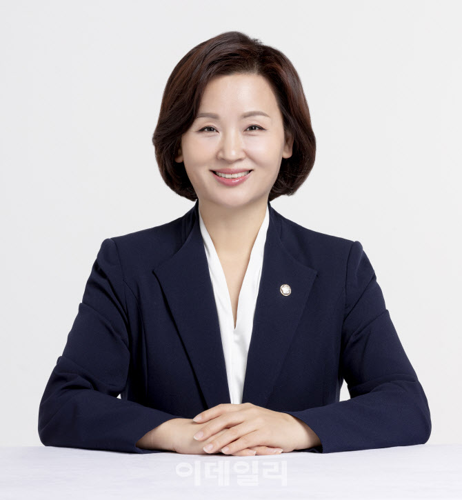 與 이수진, 설탕부담금 도입...국민건강증진법 발의