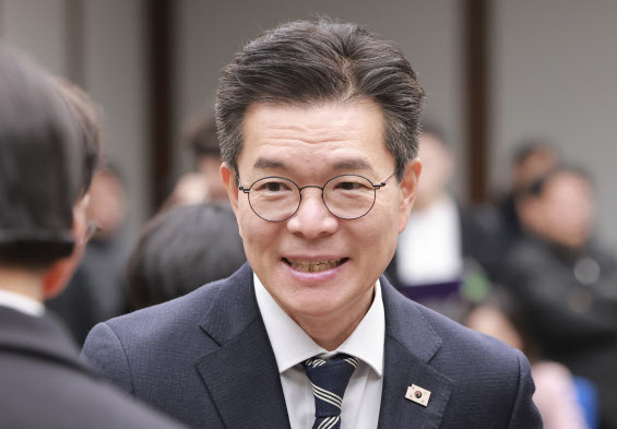 정원오 “철도망·버스 중복노선 없애고 대중교통망 재구조화 필요”