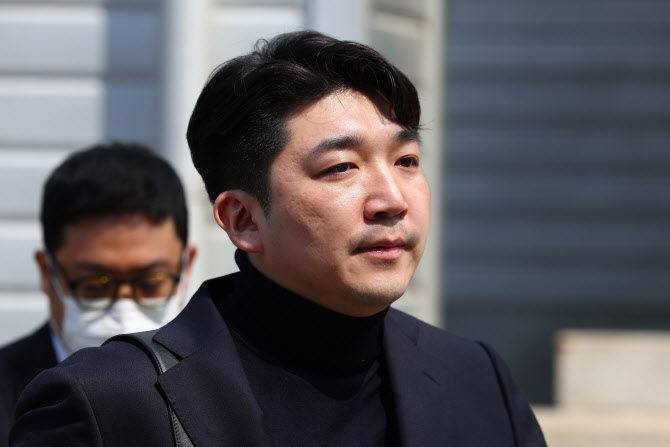 ‘운명의 날’ 맞는 발란…막판 회생안 동의 ‘기대반 우려반’