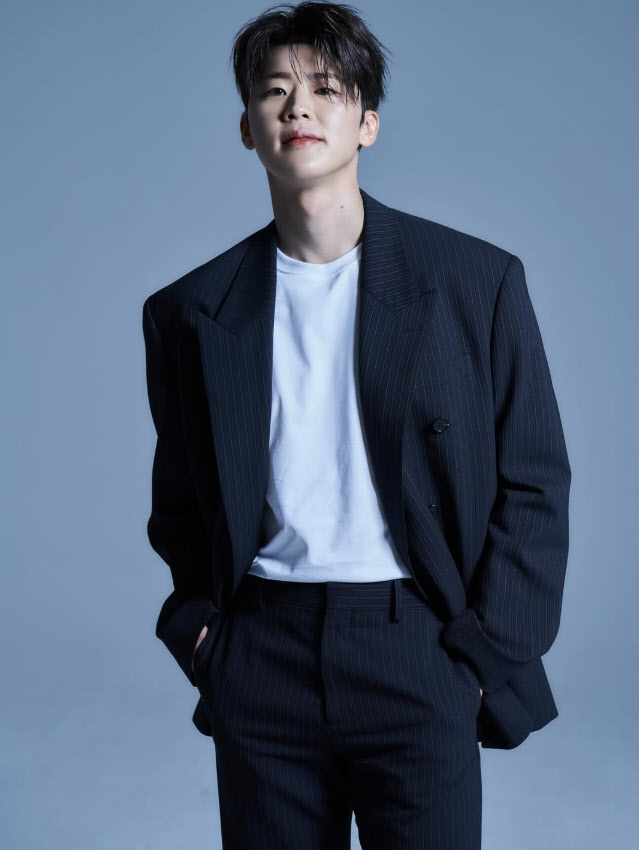박지현, 첫 정규 앨범 '마스터 보이스'로 컴백