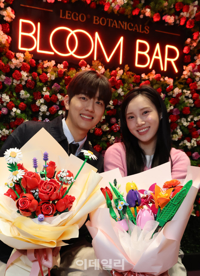 [포토]레고코리아, ‘레고 발렌타인데이 팝업스토어’ 오픈