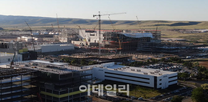 트럼프 설득 키워드는 '고용·지역경제'…효과 큰 R&D팹으로 공략해야