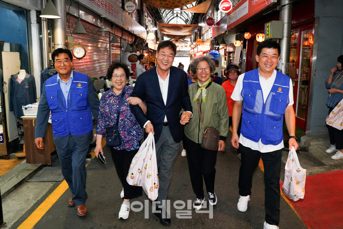 [포토] 종로구, 설 명절 전통시장 ‘주차 유연화’