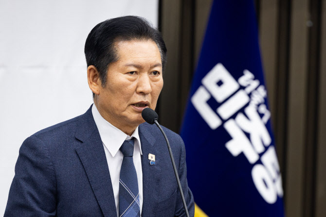 정청래 “대미투자법·유통 규제 개선·부동산감독원, 민생 현안 신속 처리”