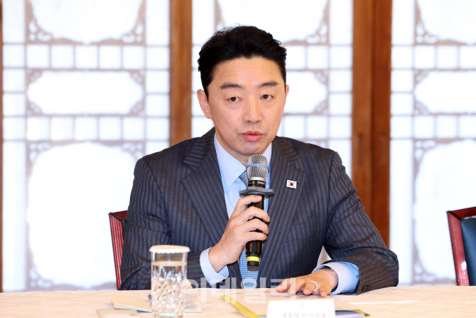 [포토]발언하는 강훈식 대통령 비서실장