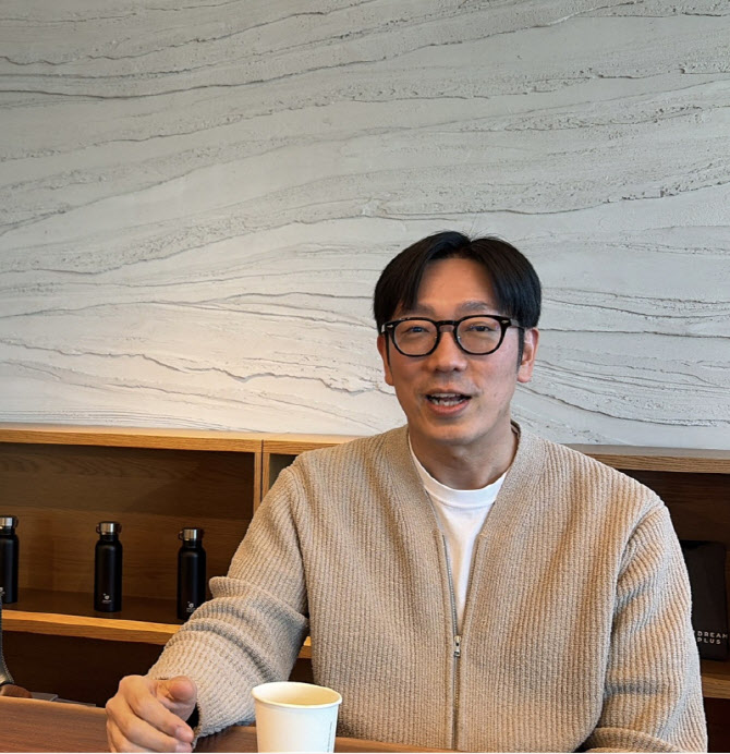 "국제 쓰임새 없는 원화, 그래서 원화 스테이블코인 더 필요"