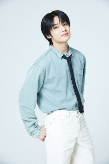 스트레이 키즈 아이엔, 생일맞이 국립암센터에 1억 통큰 기부