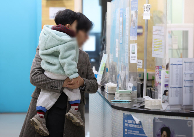 영유아 대상 노로바이러스·독감 유행…설 명절 감염 예방 수칙은?