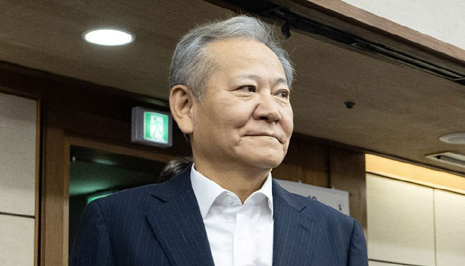 [속보]법원, 오는 12일 '언론사 단전·단수' 이상민 1심 선고 생중계 결정