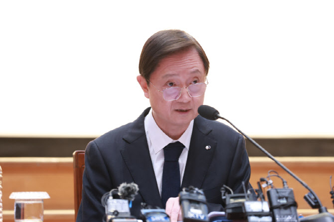 이찬진 “MBK 제재심 상정…특사경 인지수사권 도입 결론내”