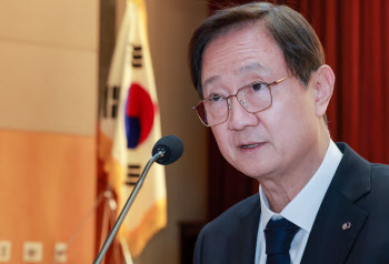 금감원 특사경 인지수사 길 열렸다…이찬진 "수사심의위 48시간 결론 핵심"