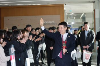 경북도지사 도전 이강덕 포항시장 9일 퇴임