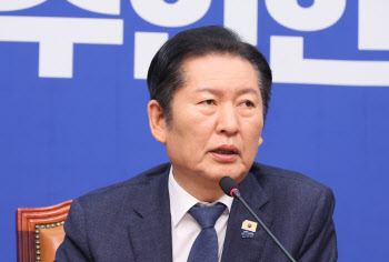조국 최후통첩에 민주 오늘 의총...합당 논란 최대 분수령