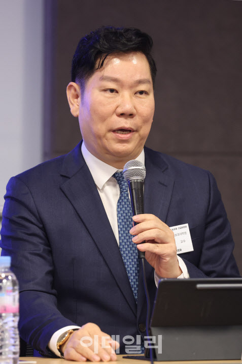 "투명성 명분의 지분 분산, 역설적으로 ‘위기관리’ 무너뜨릴 우려"